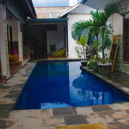 Hotel Wahyu Gili 1 Gili Trawangan Exterior foto