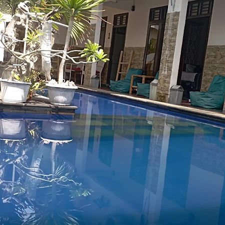Hotel Wahyu Gili 1 Gili Trawangan Exterior foto