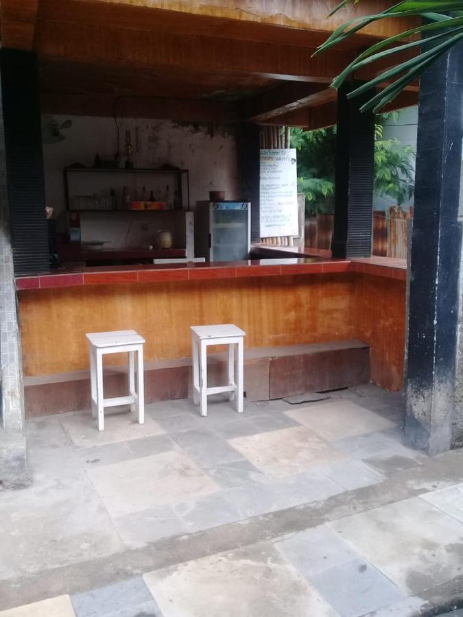 Hotel Wahyu Gili 1 Gili Trawangan Exterior foto